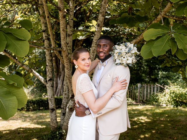 Le mariage de Collins et Justine à Savigné, Vienne 38