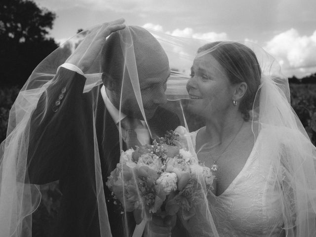 Le mariage de Anthony et Loretta à Arveyres, Gironde 2