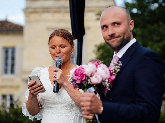 Le mariage de Anthony et Loretta à Arveyres, Gironde 33