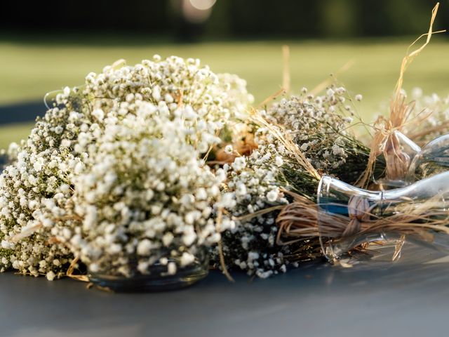 Le mariage de Anthony et Loretta à Arveyres, Gironde 38