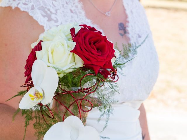 Le mariage de Yannick et Aline à Montignac-Charente, Charente 15