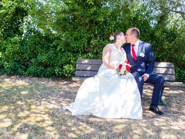 Le mariage de Yannick et Aline à Montignac-Charente, Charente 22