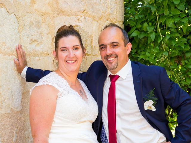 Le mariage de Yannick et Aline à Montignac-Charente, Charente 35