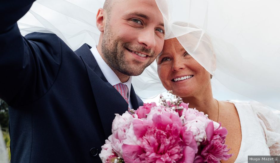 Le mariage de Anthony et Loretta à Arveyres, Gironde