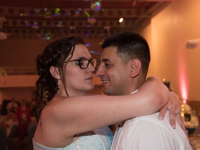 Le mariage de Loïc et Cindy à Barbonne-Fayel, Marne 13