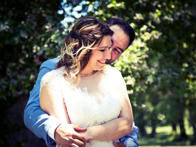 Le mariage de Gérald et Virginie à Ambronay, Ain 6