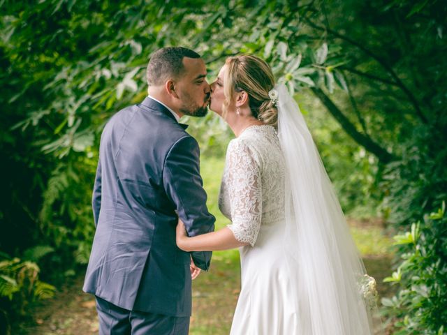 Le mariage de Teddy et Fiona à Lorient, Morbihan 14