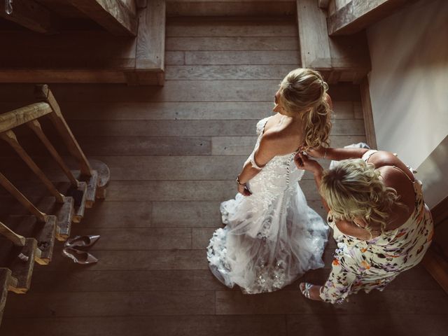 Le mariage de James et Sabrina à Excideuil, Dordogne 28