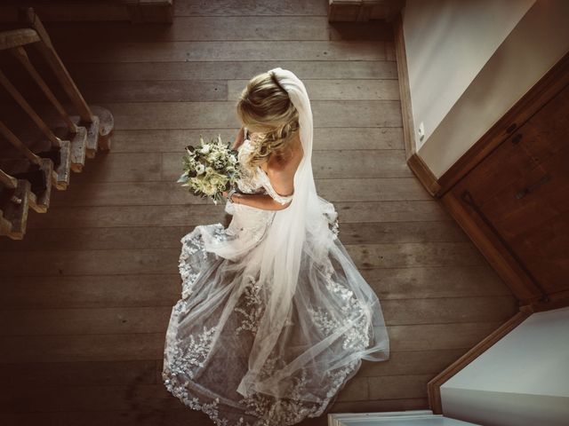 Le mariage de James et Sabrina à Excideuil, Dordogne 36