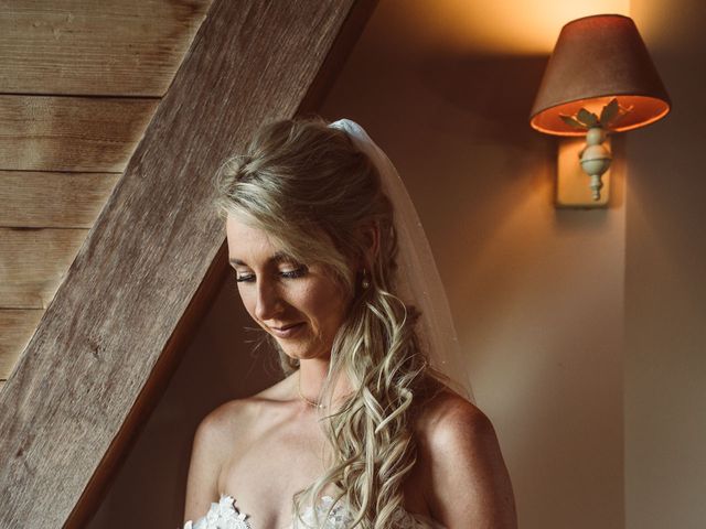 Le mariage de James et Sabrina à Excideuil, Dordogne 37
