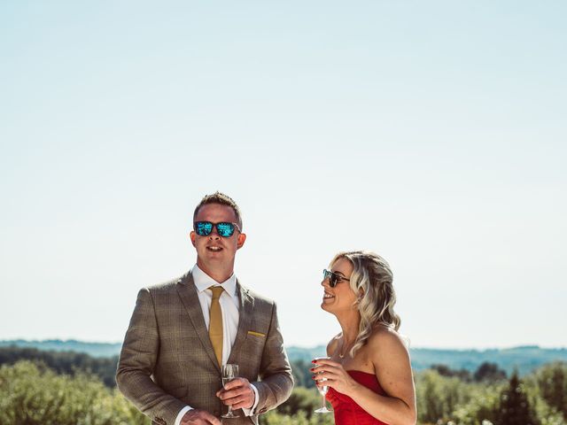 Le mariage de James et Sabrina à Excideuil, Dordogne 56