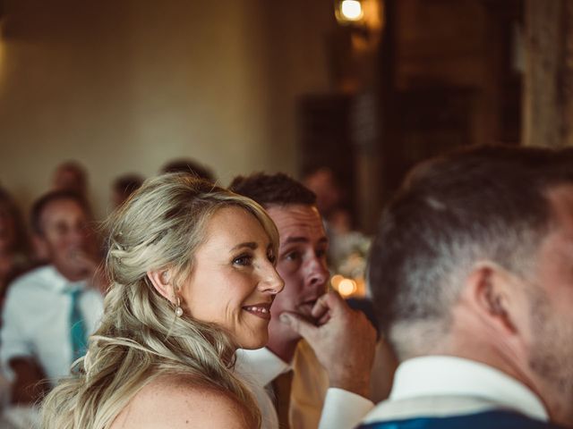 Le mariage de James et Sabrina à Excideuil, Dordogne 98