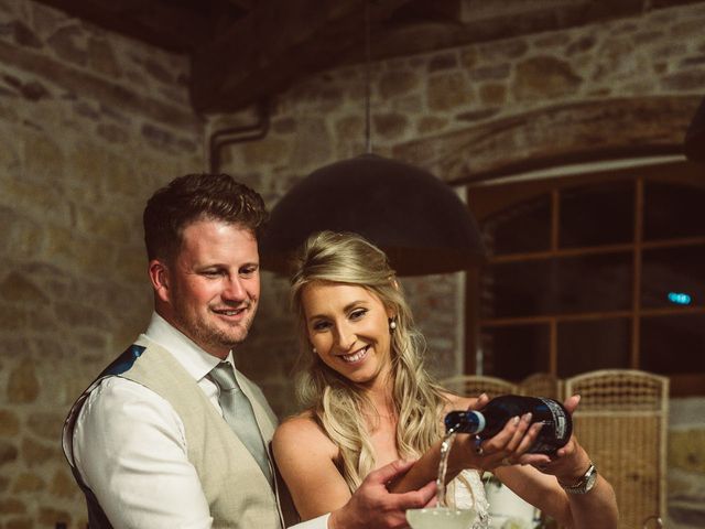 Le mariage de James et Sabrina à Excideuil, Dordogne 112