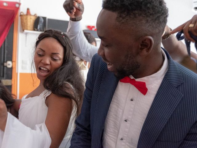 Le mariage de Patrice et Christelle à Nîmes, Gard 5