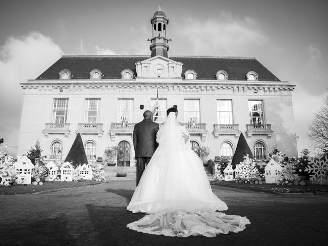 Le mariage de Xavier et Léa à Aulnay-sous-Bois, Seine-Saint-Denis 12