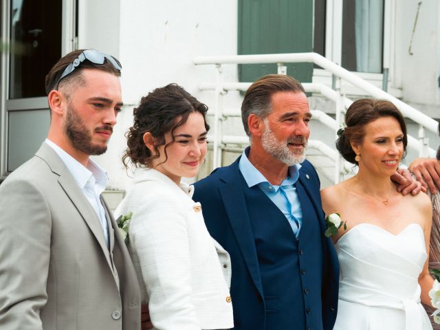 Le mariage de Yann et Sophie à La Rochelle, Charente Maritime 9