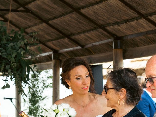 Le mariage de Yann et Sophie à La Rochelle, Charente Maritime 17