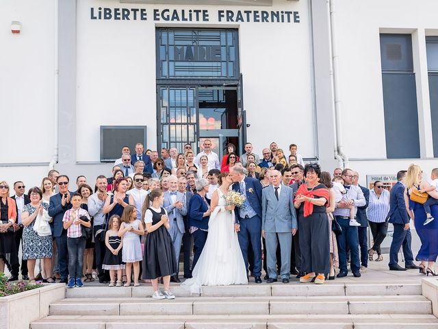 Le mariage de Ange et Emmanuelle à Décines-Charpieu, Rhône 2