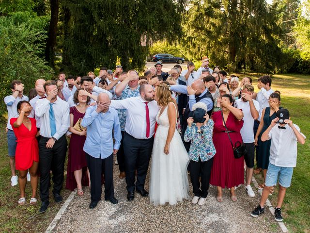 Le mariage de Jérôme et Anaïs à Le Pian-Médoc, Gironde 41