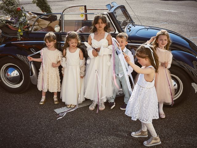 Le mariage de Antonin et Maria-Lou à Arthaz-Pont-Notre-Dame, Haute-Savoie 22