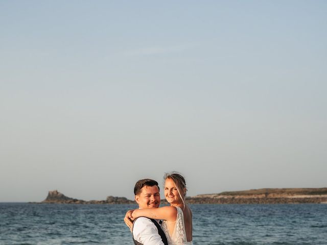 Le mariage de Ewen  et Amélie à Plabennec, Finistère 56