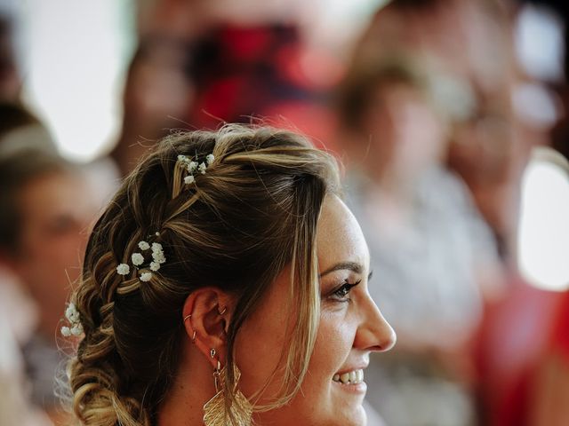 Le mariage de Olivier et Gwen à Vergezac, Haute-Loire 3