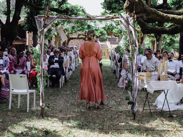 Le mariage de Olivier et Gwen à Vergezac, Haute-Loire 16