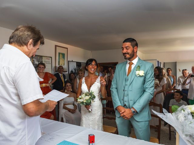 Le mariage de Alex et Mégane à Santa-Lucia-di-Moriani, Corse 10