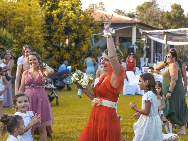 Le mariage de Alex et Mégane à Santa-Lucia-di-Moriani, Corse 17