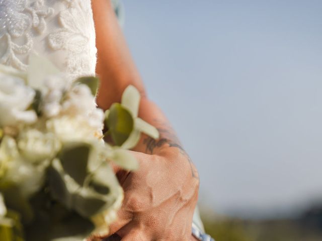 Le mariage de Alex et Mégane à Santa-Lucia-di-Moriani, Corse 21