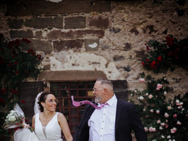 Le mariage de Olivier et Gwen à Vergezac, Haute-Loire 30