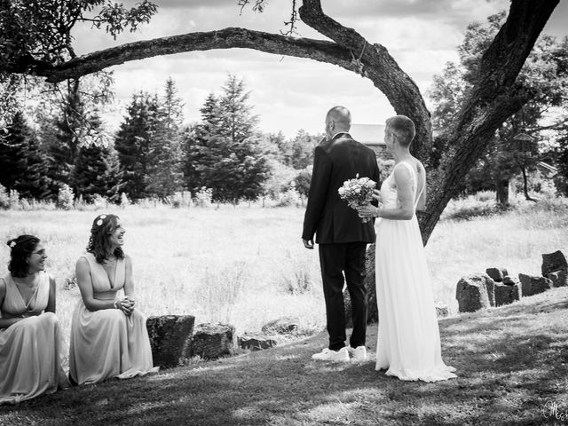 Le mariage de Denise et David à Craponne-sur-Arzon, Haute-Loire 9