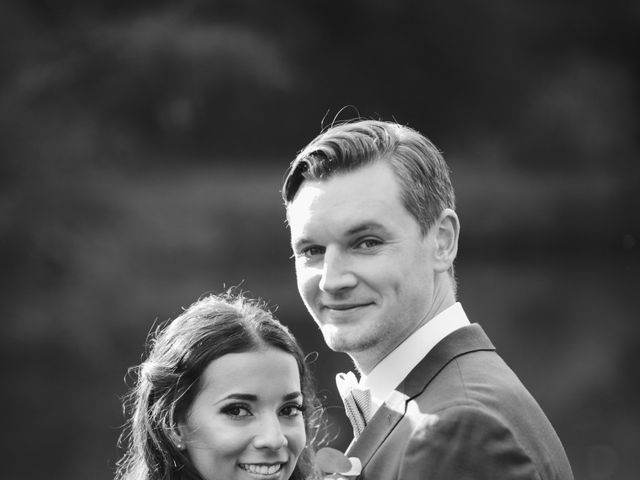 Le mariage de Shaun et Joy à Saint-Aubin-du-Perron, Manche 29