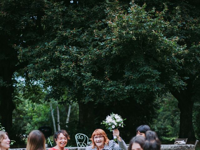 Le mariage de Lori et Cécilia à Ancy-le-Franc, Yonne 18