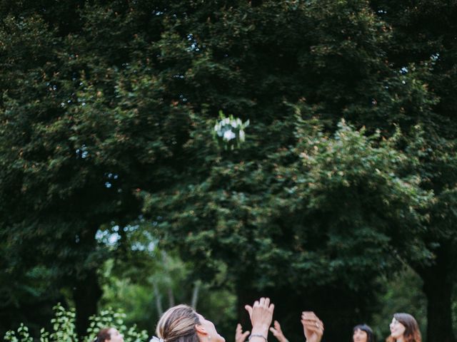 Le mariage de Lori et Cécilia à Ancy-le-Franc, Yonne 17