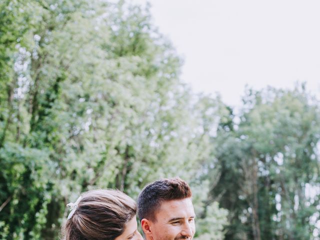 Le mariage de Lori et Cécilia à Ancy-le-Franc, Yonne 26