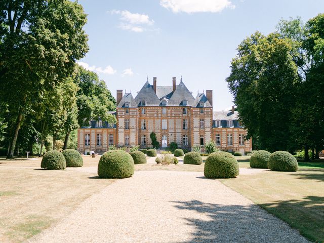 Le mariage de Guillaume et Chloé à Lyons-la-Forêt, Eure 1