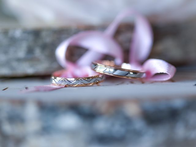 Le mariage de Loic et Céline à Comines, Nord 1