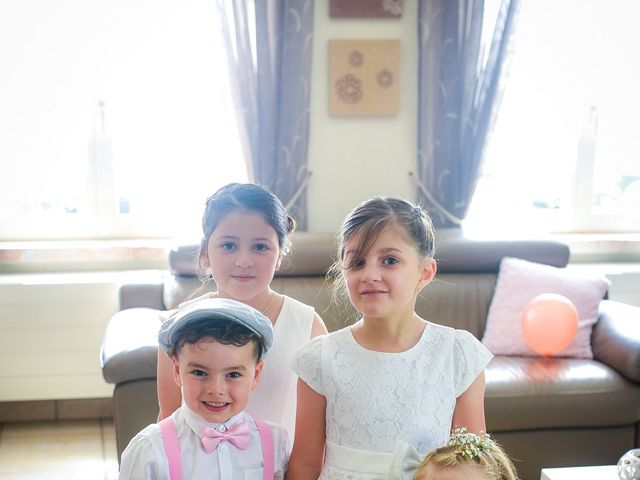 Le mariage de Loic et Céline à Comines, Nord 63