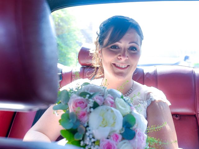 Le mariage de Loic et Céline à Comines, Nord 69