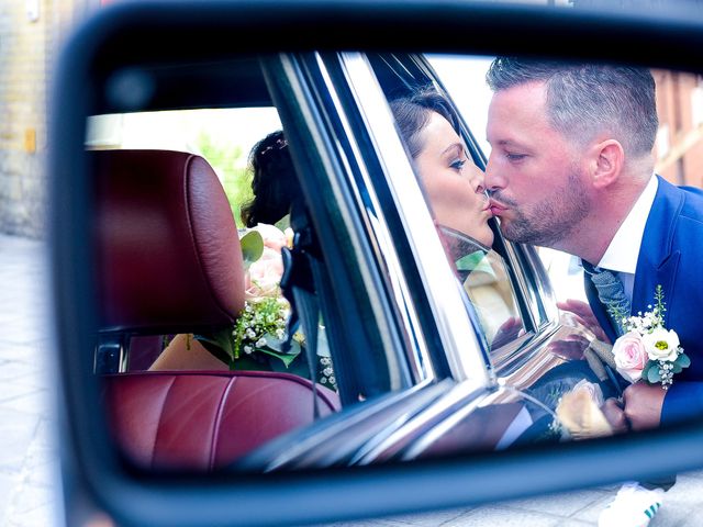 Le mariage de Loic et Céline à Comines, Nord 70