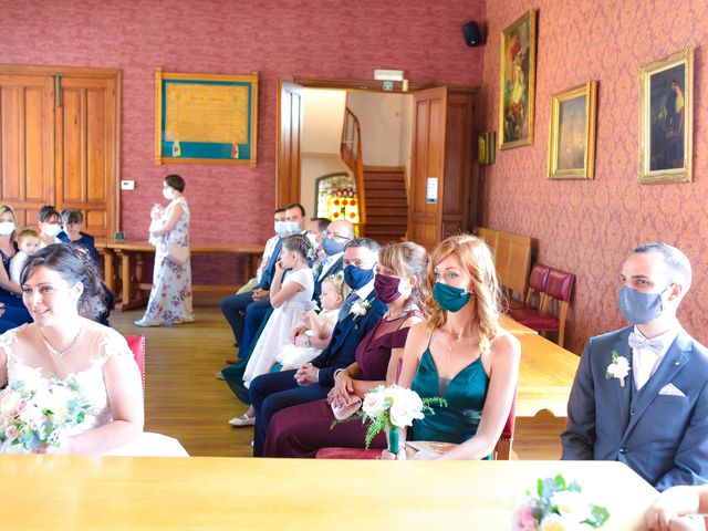 Le mariage de Loic et Céline à Comines, Nord 95