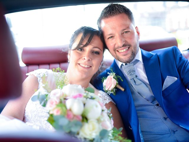 Le mariage de Loic et Céline à Comines, Nord 123