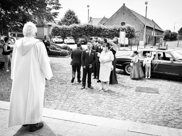 Le mariage de Loic et Céline à Comines, Nord 126