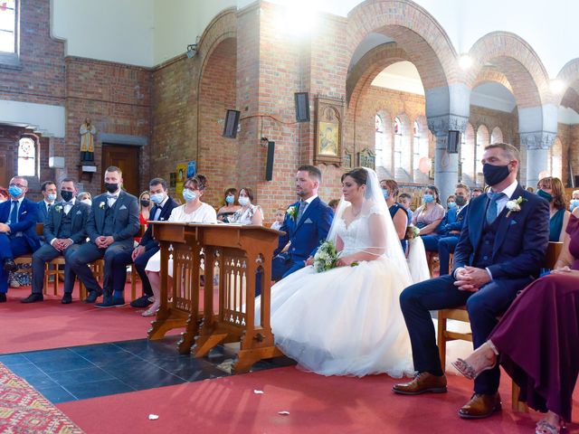 Le mariage de Loic et Céline à Comines, Nord 131