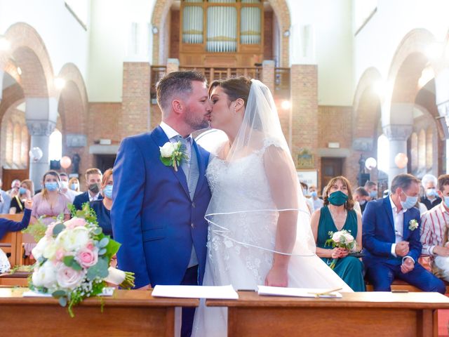 Le mariage de Loic et Céline à Comines, Nord 147