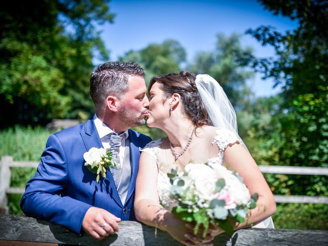 Le mariage de Loic et Céline à Comines, Nord 161