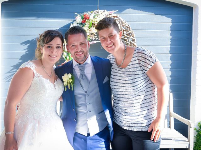 Le mariage de Loic et Céline à Comines, Nord 194