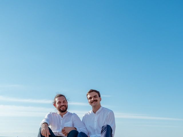 Le mariage de Quentin et Antoine à Châtelaillon-Plage, Charente Maritime 25