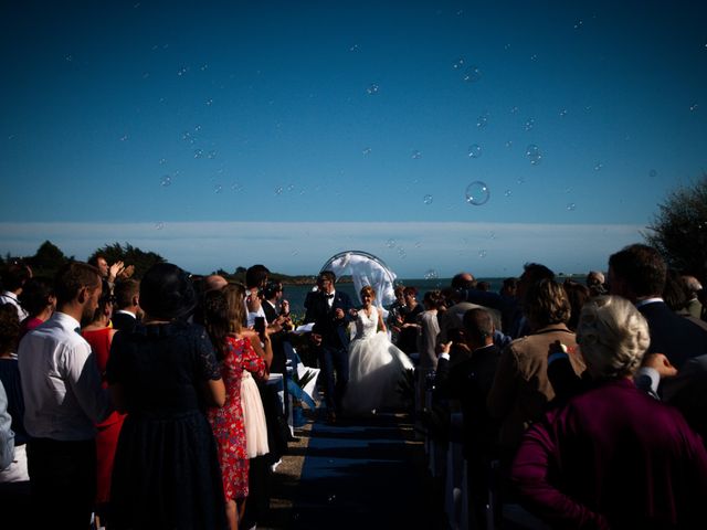 Le mariage de Olivier et Charlène à Theix, Morbihan 25